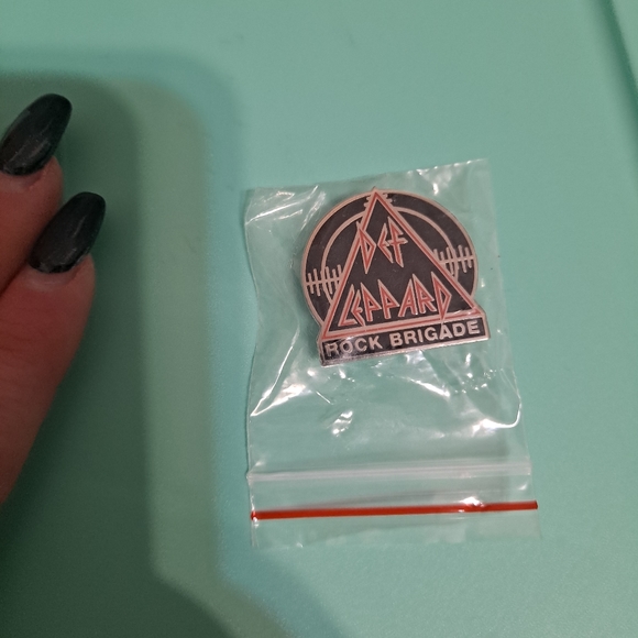 def leppard Other - 2020 Def Leppard Rock Brigade Pin